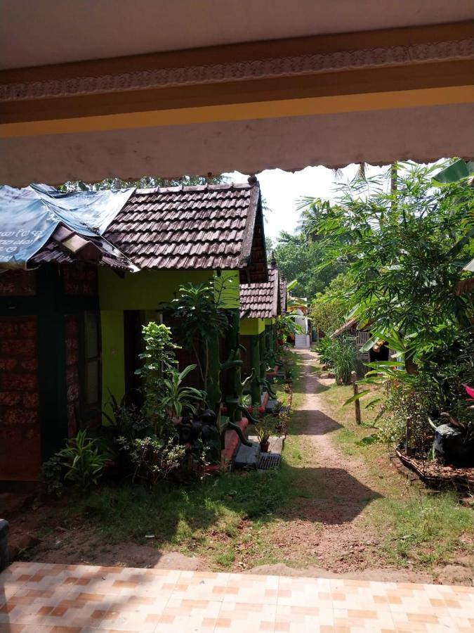 Hotel Cliff Garden à Varkala Extérieur photo